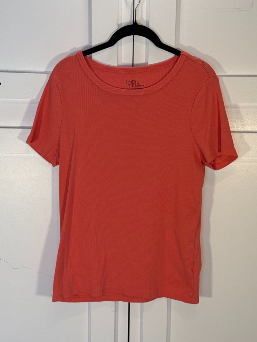 Time and Tru Women's Short Sleeve Tee L - Picture 2 of 9